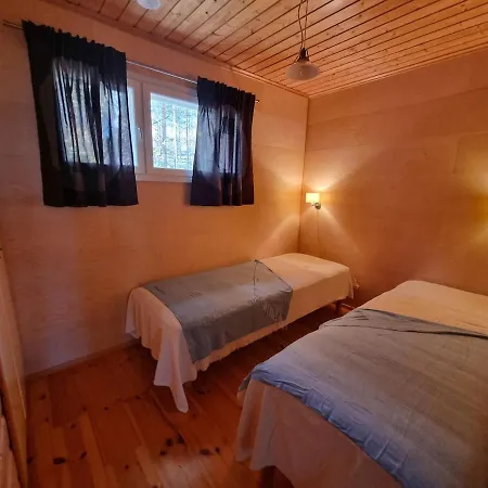 Tikankolo Ferienhaus *